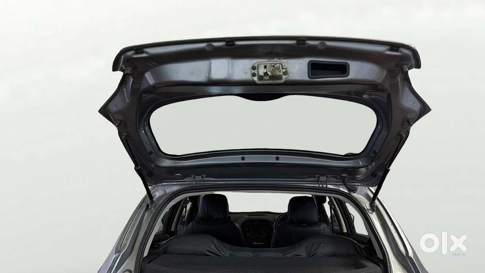 Tata Tiago 1.2 Revotron Xz, 2019, Petrol