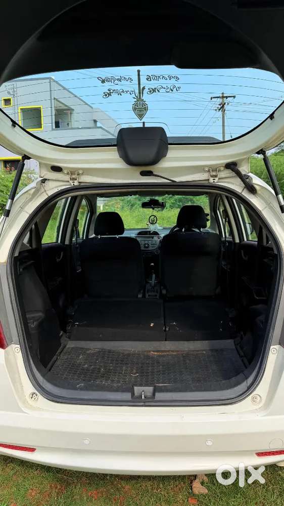 Honda Jazz 2012 Xmt Top Varient With Huge Boot Space