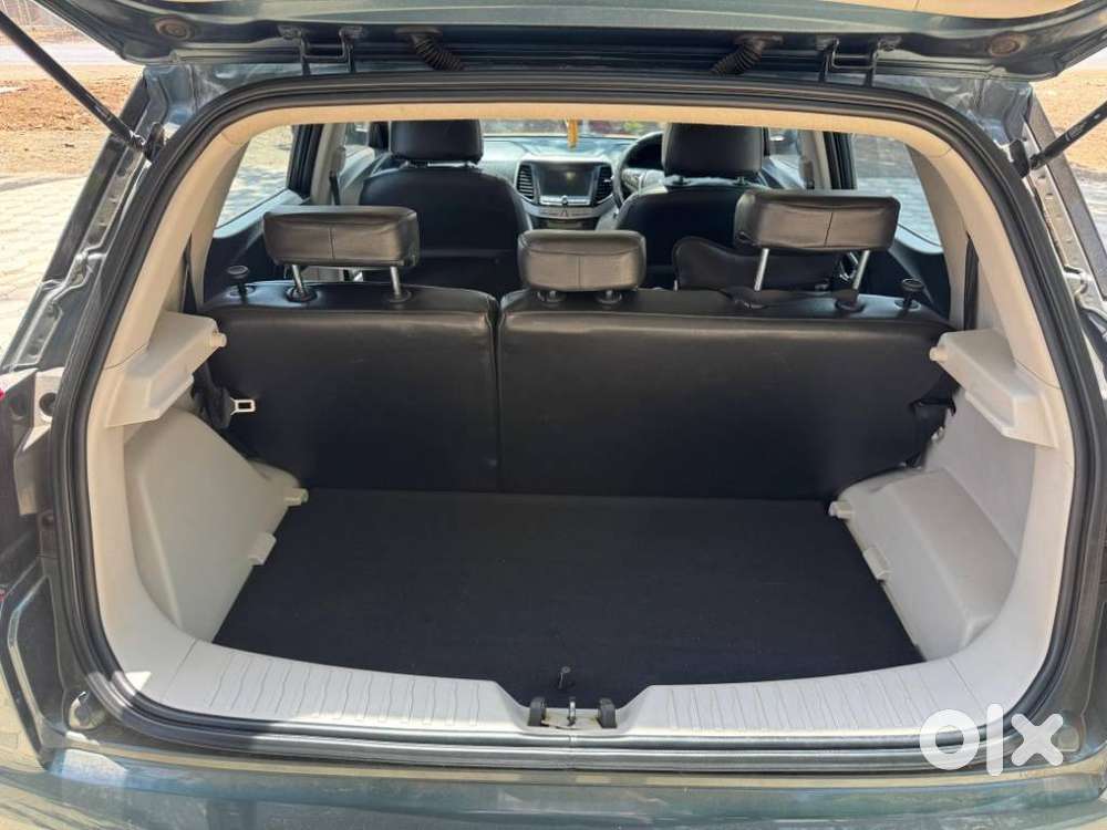 Mahindra Xuv300 W8 Option Diesel, 2021, Diesel