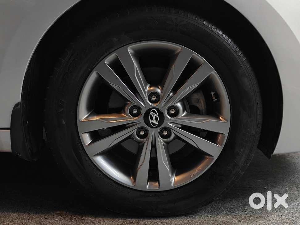 Hyundai New Elantra [2016-2019] 2.0 Sx (o) Petrol At, 2018, Petrol