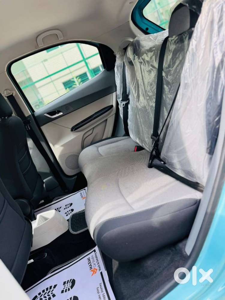 Tata Tiago, 2025, Petrol