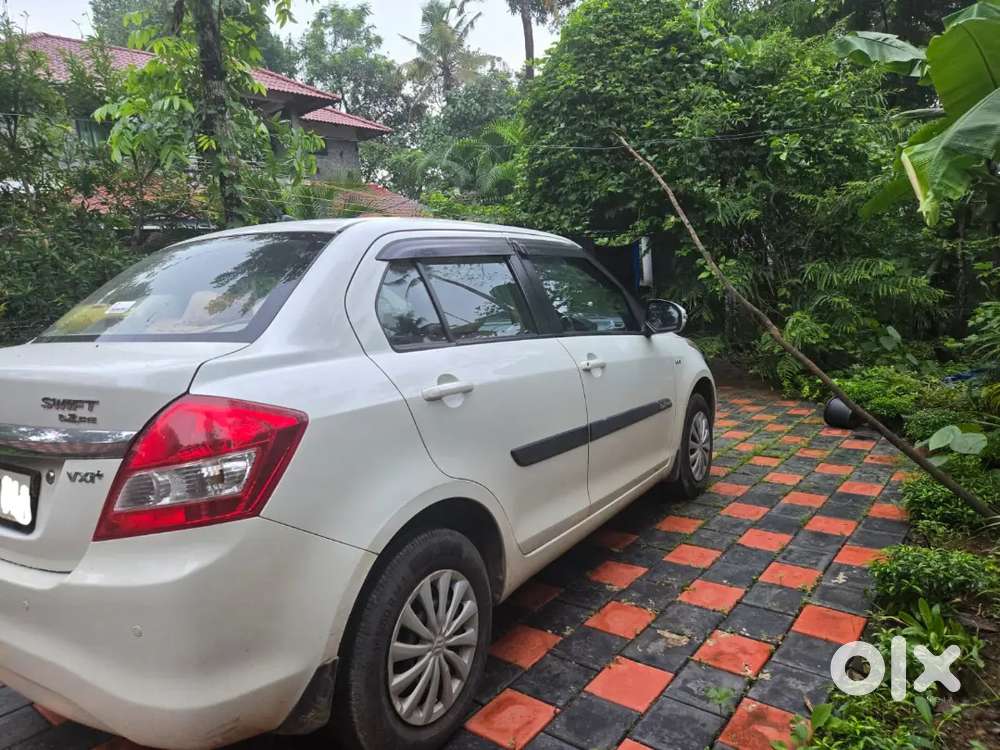 Maruti Suzuki Dzire 2016 Petrol Well Maintained