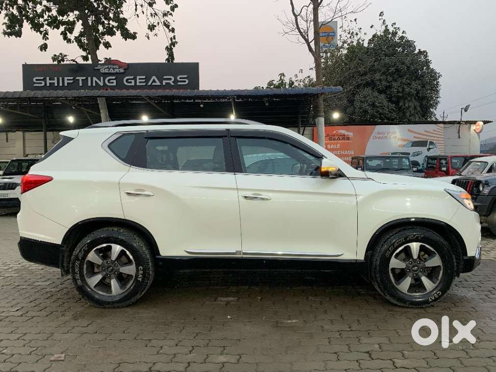 Mahindra Alturas G4 4wd At, 2019, Diesel