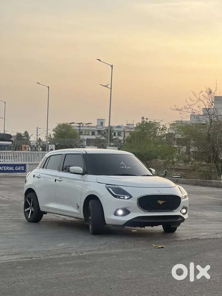 Maruti Suzuki Swift Vxi 2025