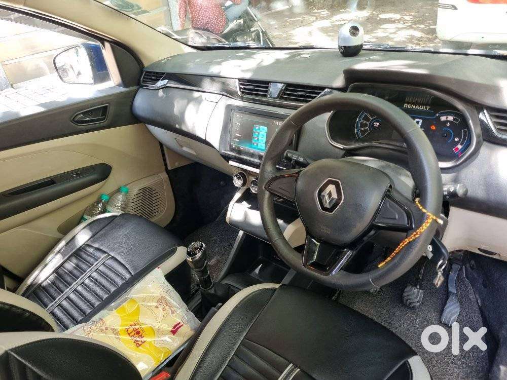 Renault Triber Rxt, 2022, Petrol