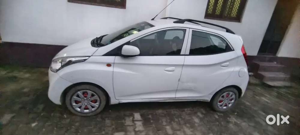 Hyundai Eon Sportz 2014 पेट्रोल