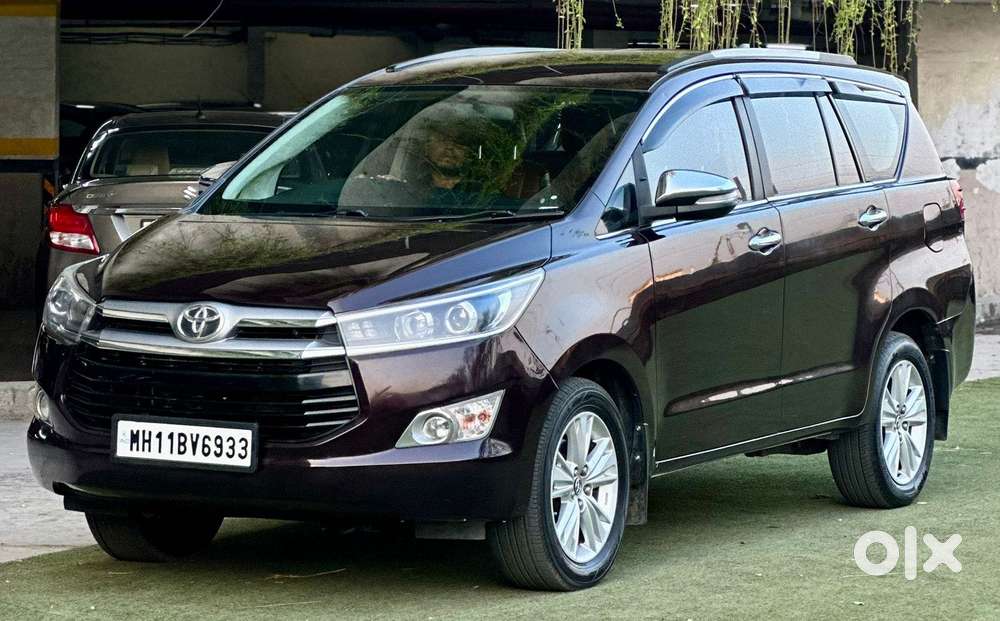 Toyota Innova Crysta 2.8z Automatic, 2016, Diesel