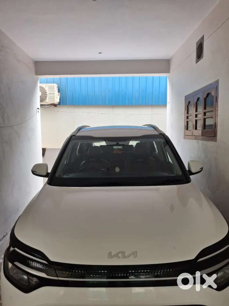 Kia Carens Prestige 2023