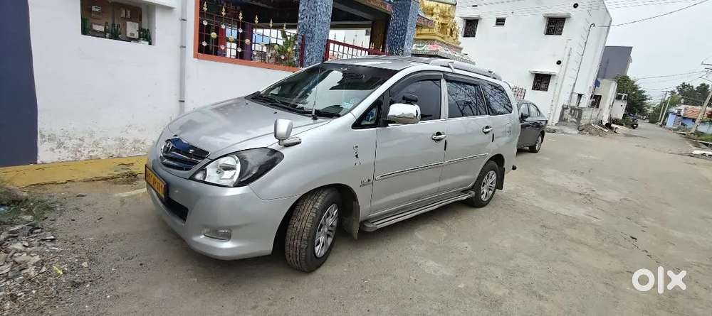 Toyota Innova Diesel 2011