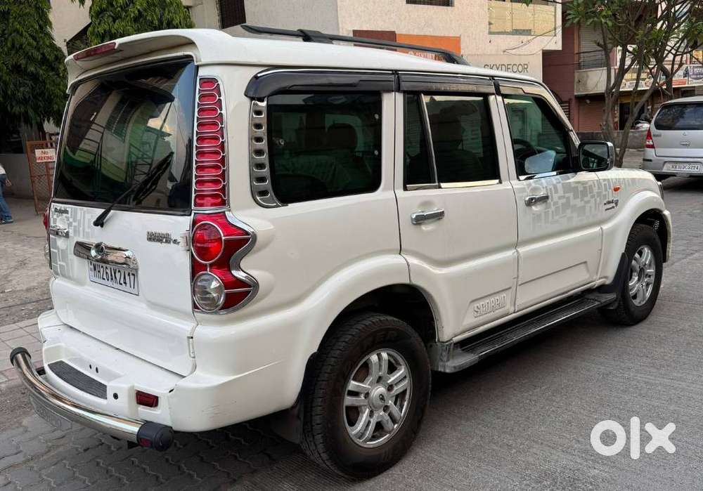 Mahindra Scorpio Vlx 2wd Abs At Bsiii, 2014, Diesel