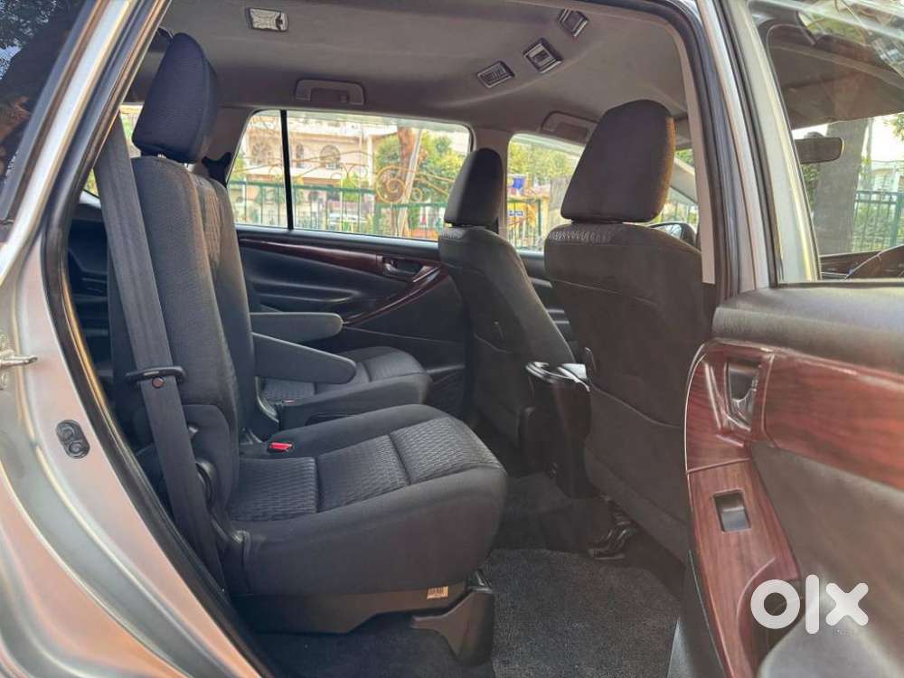 Toyota Innova Crysta 2.4 Gx Mt, 2019, Diesel
