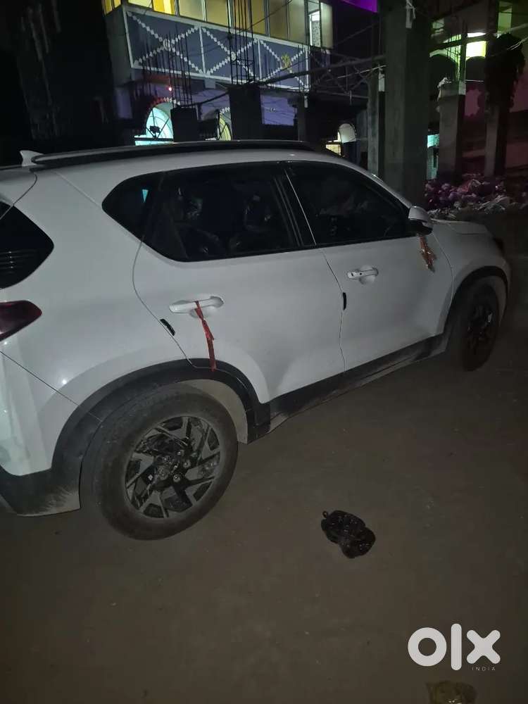 Kia Sonet 2026 Petrol 5000 Km Driven