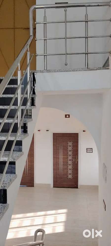 Rent for 1st Floor 2 BHK apartment for family and bachelor