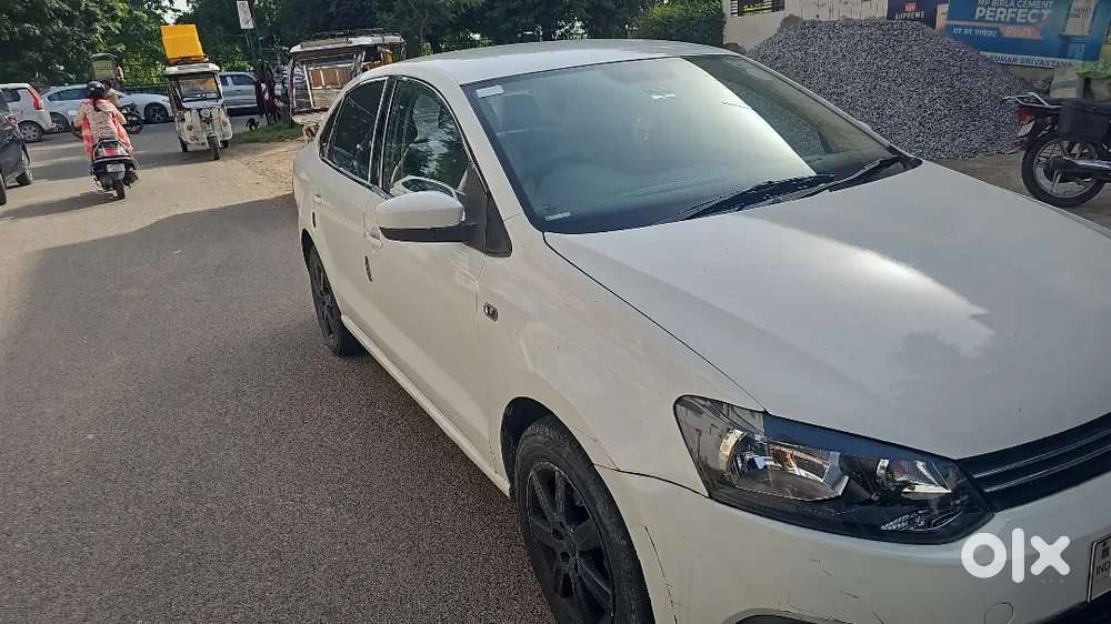 Volkswagen Vento Diesel Highline 2012