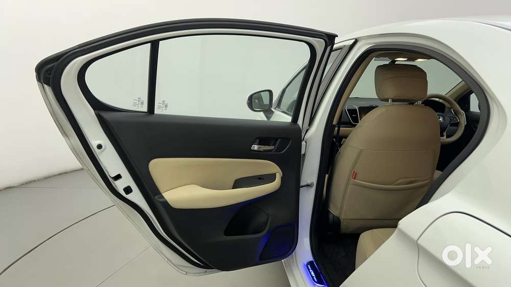 Honda City Vx Petrol Mt, 2022, Petrol