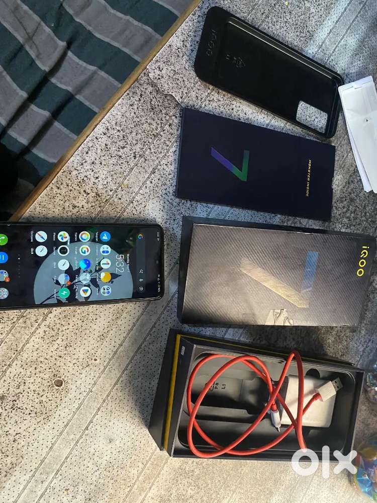 IQQO 7 5g. 8+8gb =16gb 128gb. Moster powerful phone