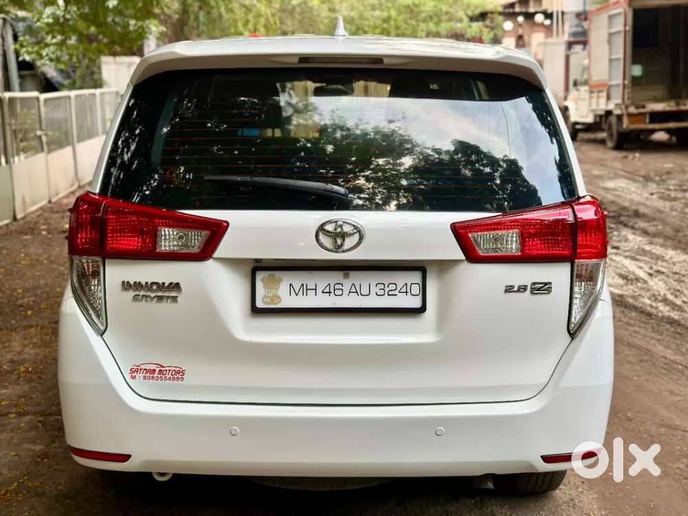 Toyota Innova Crysta 2.8 Zx At 7 Seater, 2016, Diesel