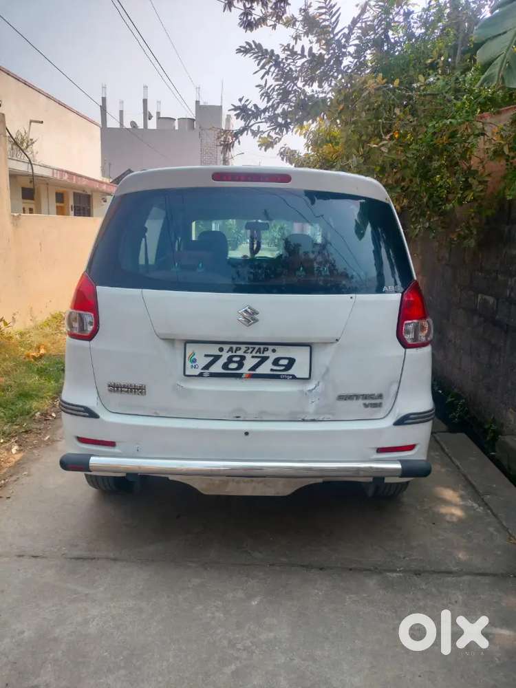 Maruti Suzuki Ertiga 2012 Diesel 253000 Km Driven
