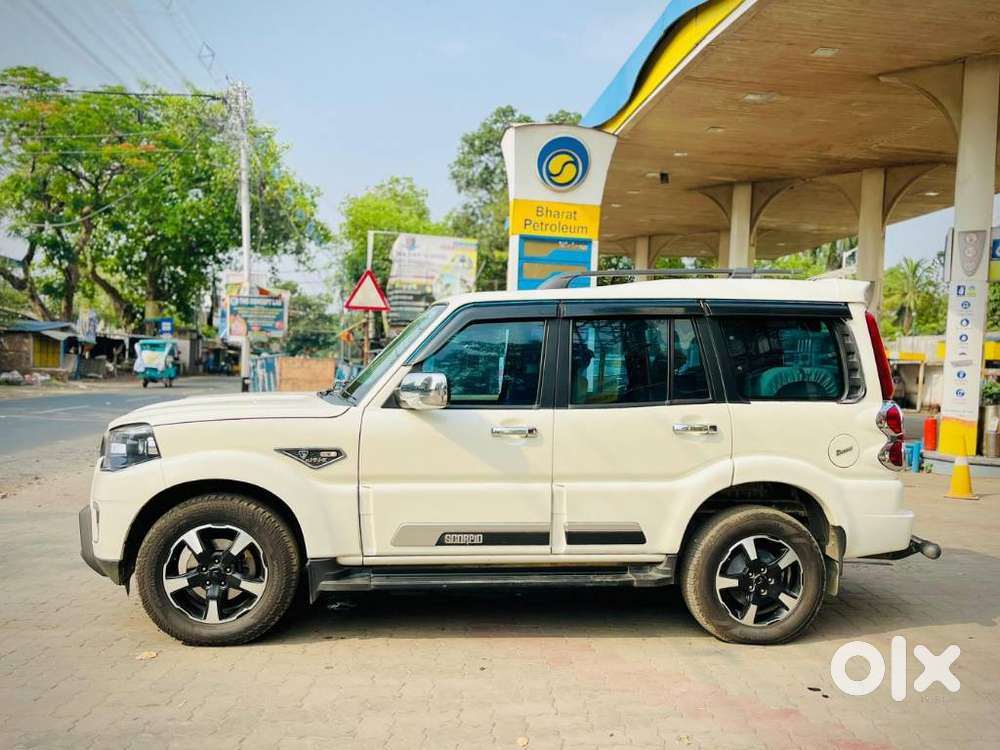 Mahindra Scorpio Classic 2.2 S 11 Mt 7 Str, 2023, Diesel