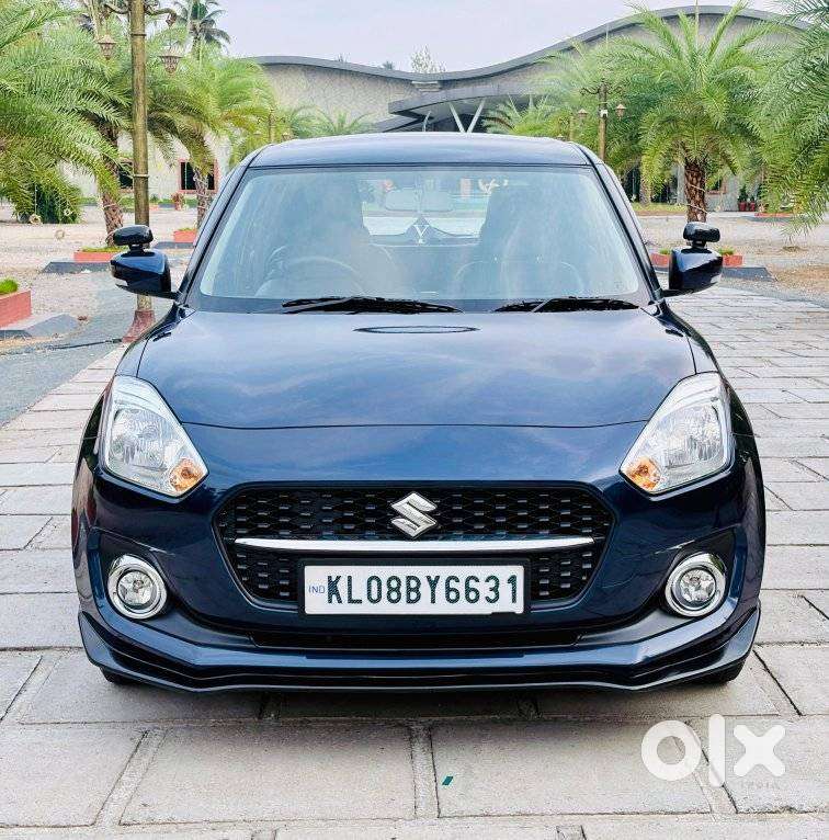 Maruti Suzuki Swift Vxi + Manual, 2022, Petrol