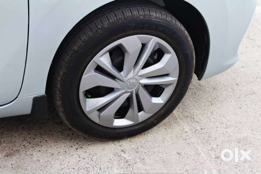 Maruti Suzuki Baleno Sigma, 2025, Petrol