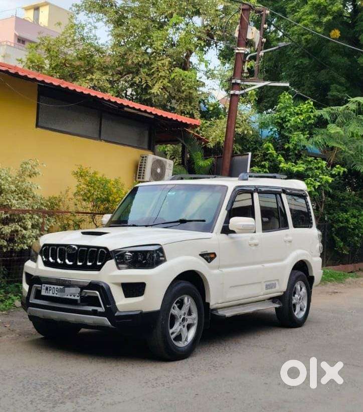 Mahindra Scorpio S6 Plus, 2016, Diesel