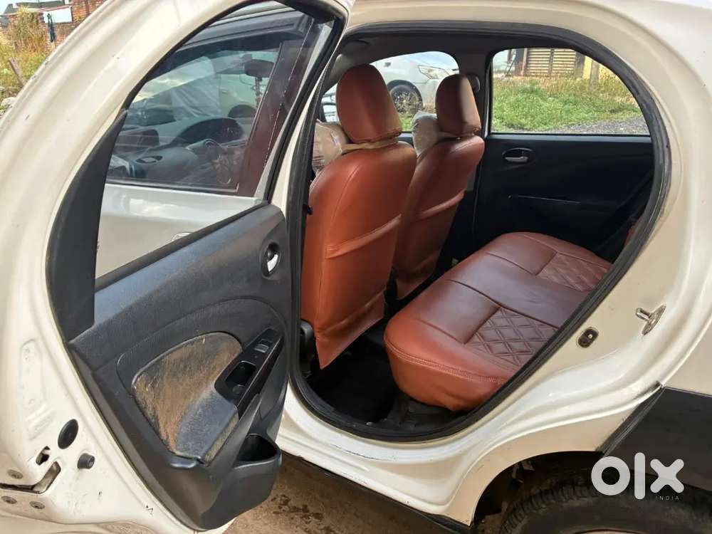 Toyota Etios Cross 2016