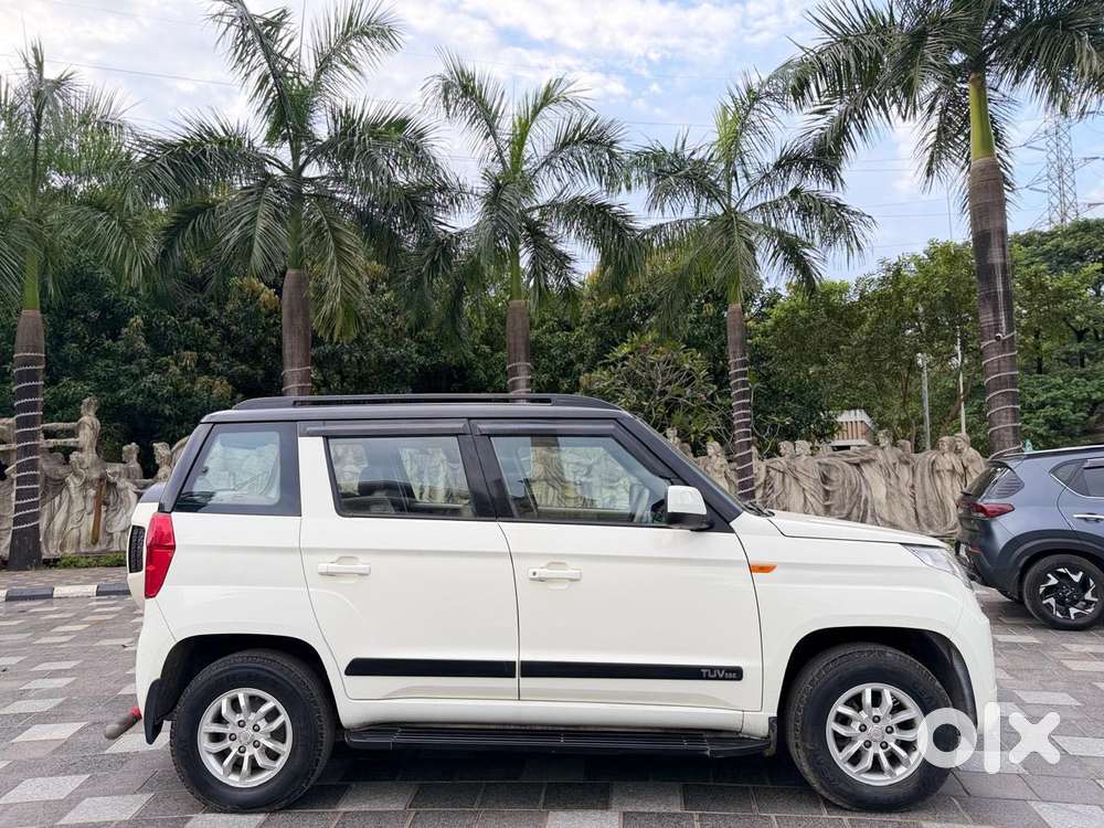 Mahindra Tuv 300 T8 Plus Amt, 2017, Diesel