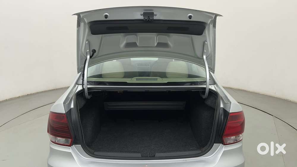 Volkswagen Vento 1.6 Highline, 2022, Petrol