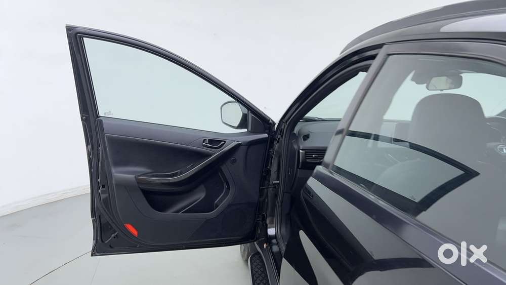 Tata Nexon 1.2 Revotron Xza Plus (o) Dark Edition, 2022, Petrol