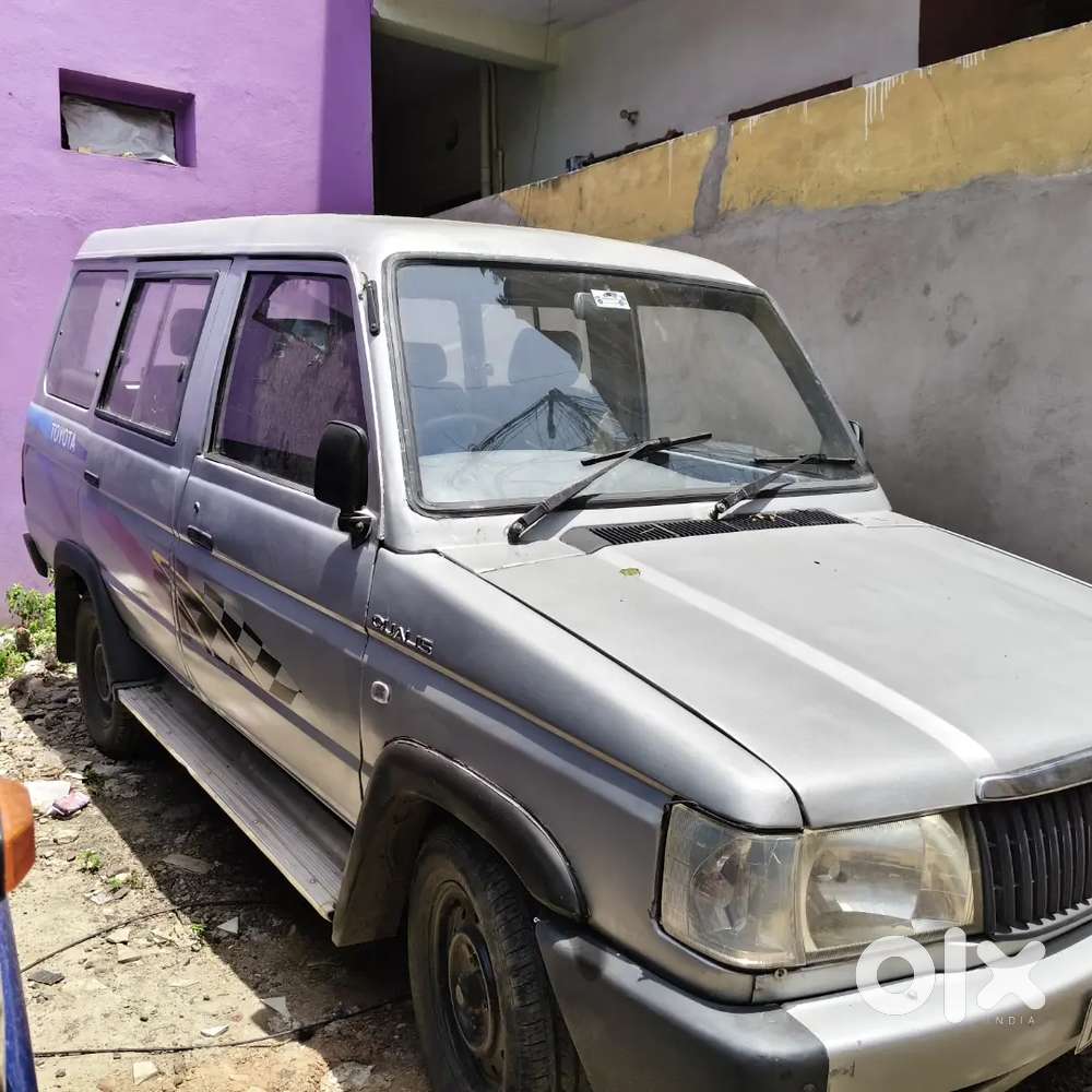 Toyota Qualis 2000 Diesel Well Maintained