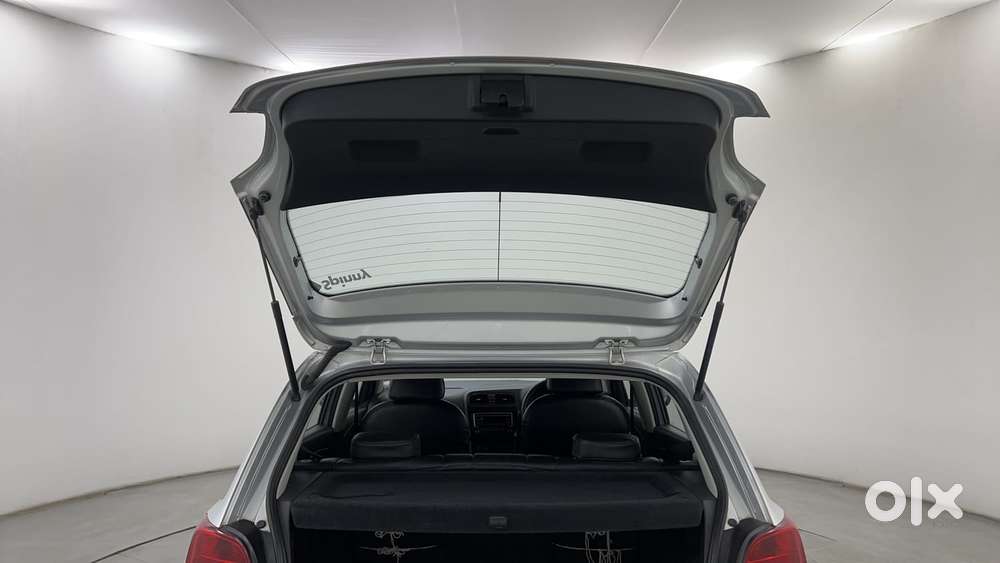 Volkswagen Polo Petrol Comfortline 1.2l, 2015, Petrol