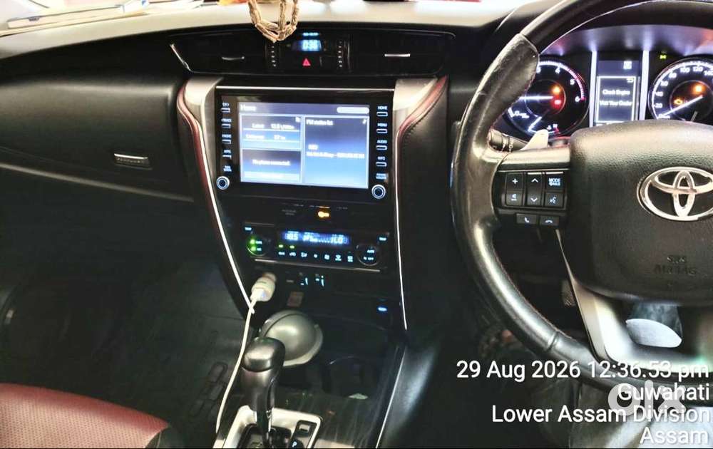 Toyota Fortuner Legender 2022