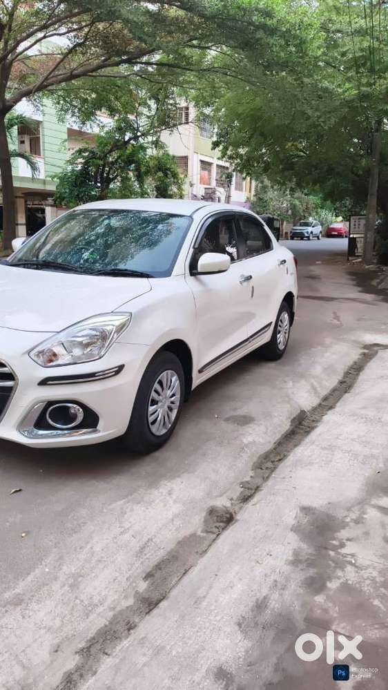 Maruti Suzuki Dzire 1.2 Vxi, 2023, Petrol