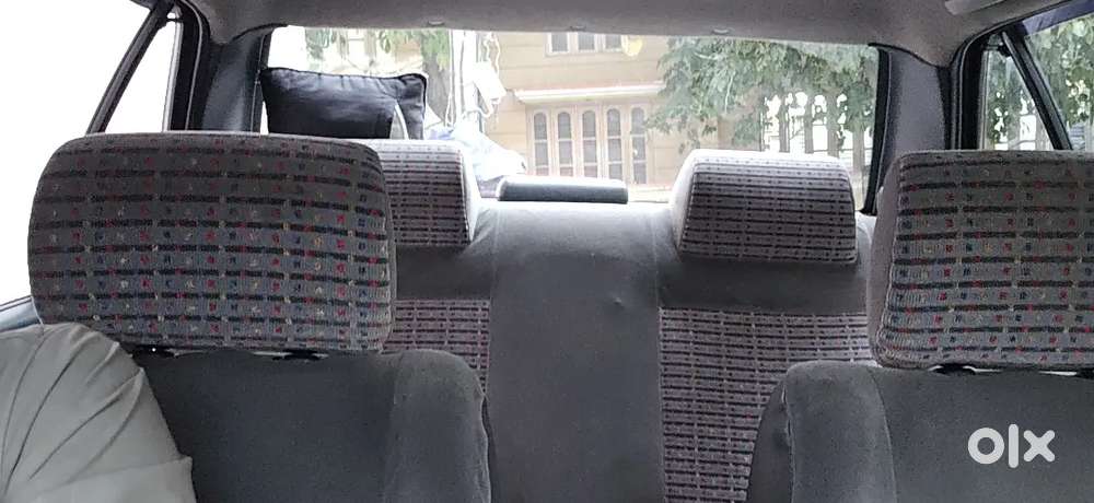 Maruti Suzuki Esteem Lxi 2006