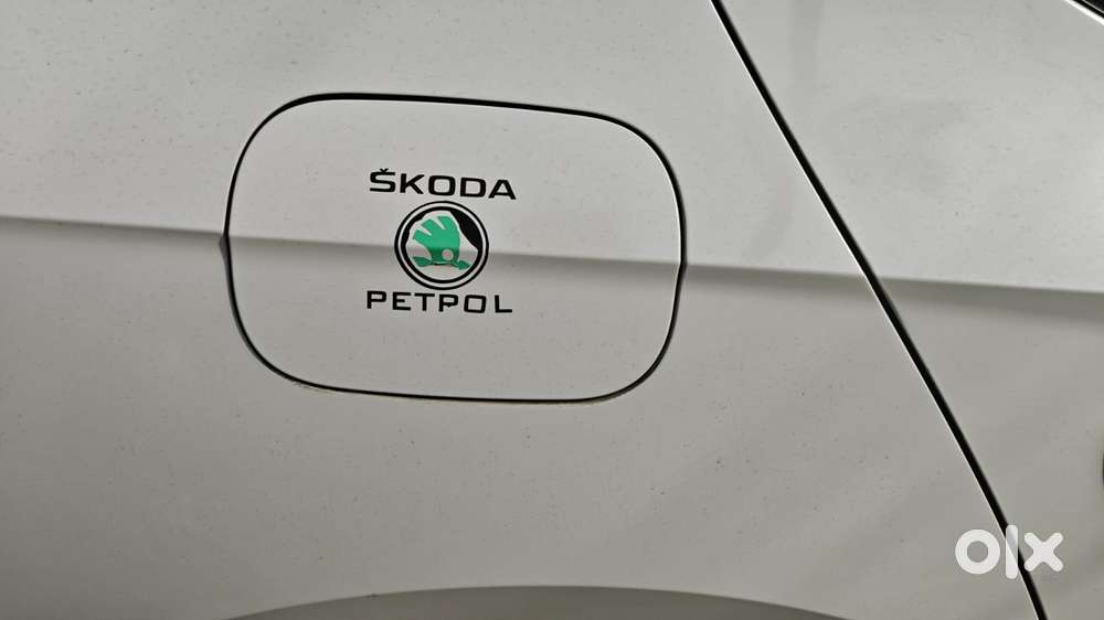 Skoda Superb 2.0 L&k Tsi At, 2020, Petrol