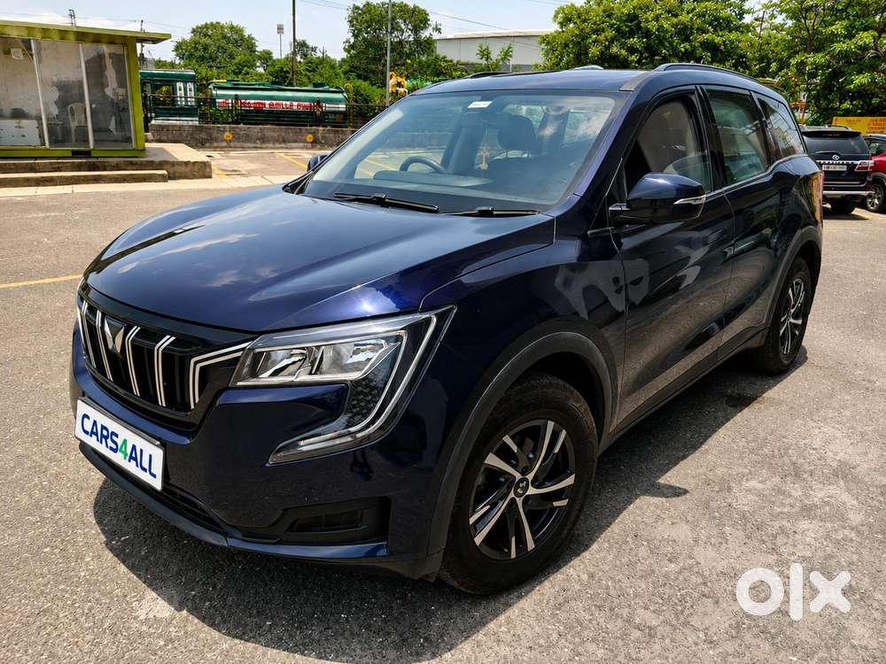 Mahindra Xuv700 Mx Petrol Mt 5 Str (e), 2022, Petrol