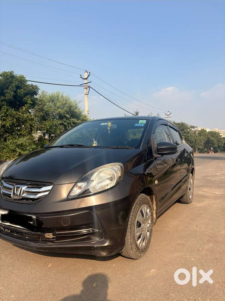 Honda Amaze Petrol 2015