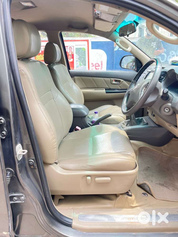 Toyota Fortuner 2011-2016 4x2 Manual, 2012, Diesel