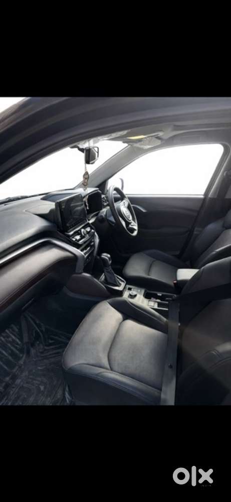 Grand Vitara Smart Hybrid 2025