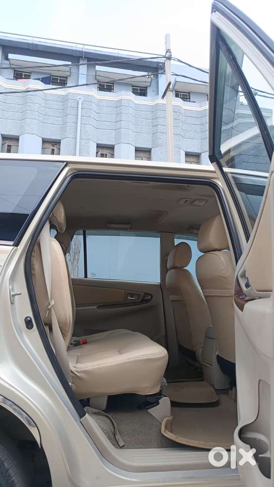 Toyota Innova 2.5 V 7 Str, 2014, Diesel