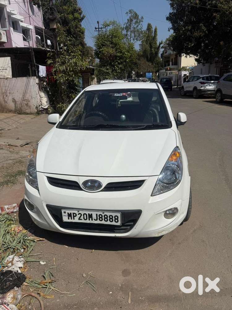 Hyundai I20 2010 Petrol Well Maintained With Vip Number 8888 For 2l