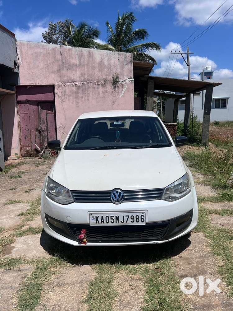 Volkswagen Polo Diesel Manual 2011