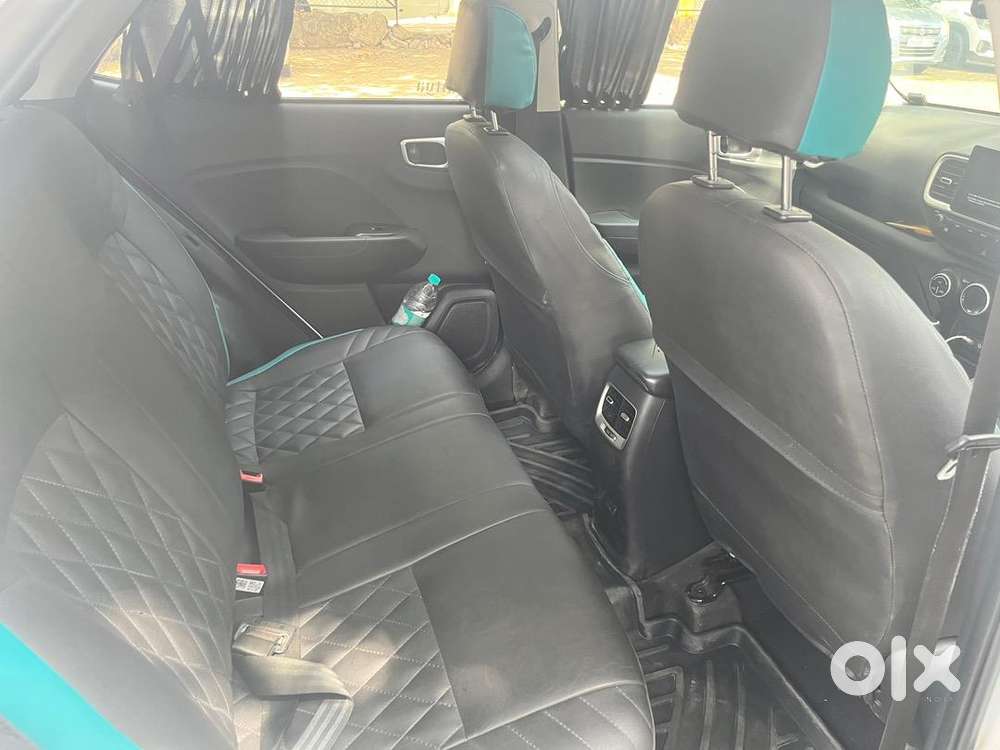 Hyundai Venue 2021 Petrol Automatic , Well Condition