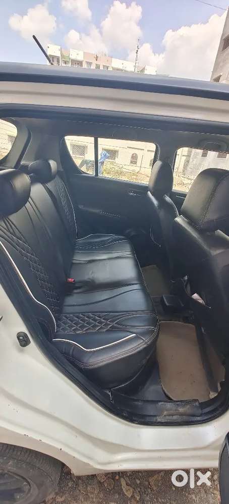 Maruti Suzuki Swift 2016