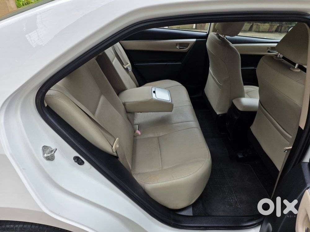 Toyota Corolla Altis Gl Mt, 2015, Petrol