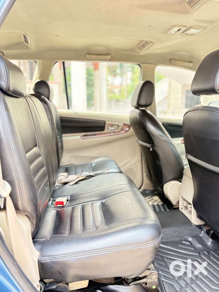 Toyota Innova 2.5 Vx 8 Str, 2012, Diesel