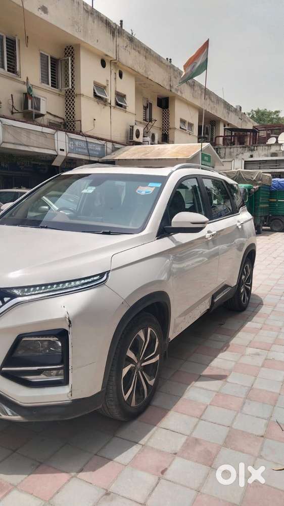 Mg Hector Plus Sharp Pro 1.5 Turbo Petrol Cvt 6 Str, 2024, Petrol