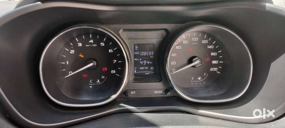 Well Maintained Tata Nexon Xz+ (diesel)  1st Owner  New Tyres & Clut