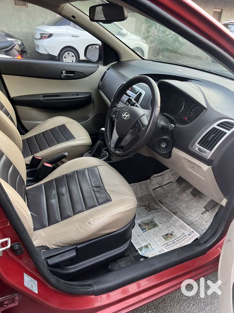 Hyundai I20 2010-2012 1.2 Sportz Option, 2012, Petrol
